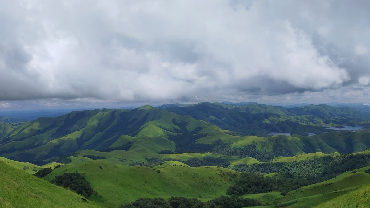 Gangadikal trek
